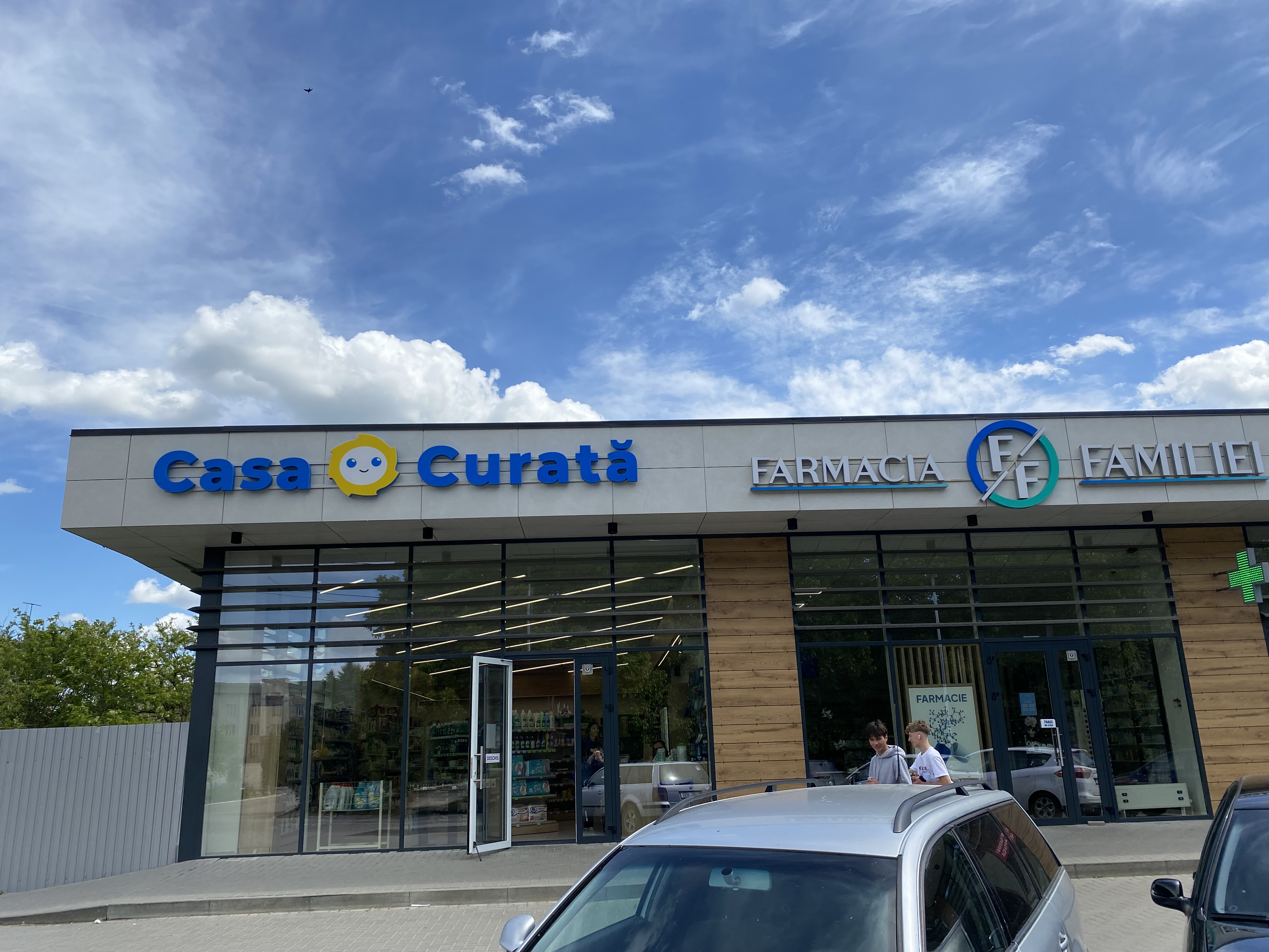MD, Orasul Cantemir, Casa Curata, Farmacia Familiei