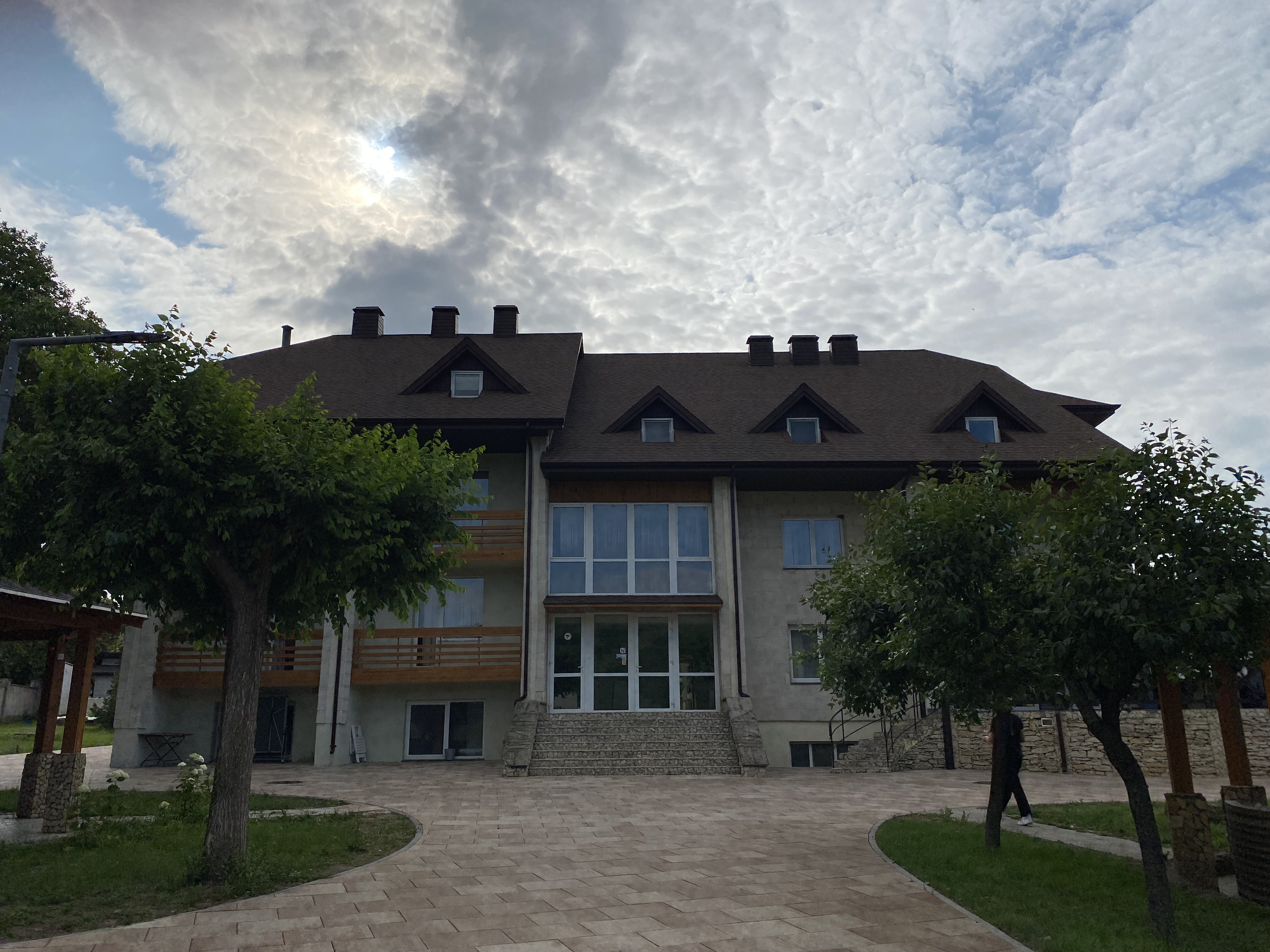 MD, Raionul Dubăsari, Satul Molovata, Vila Dorului - Intrarea centrală 