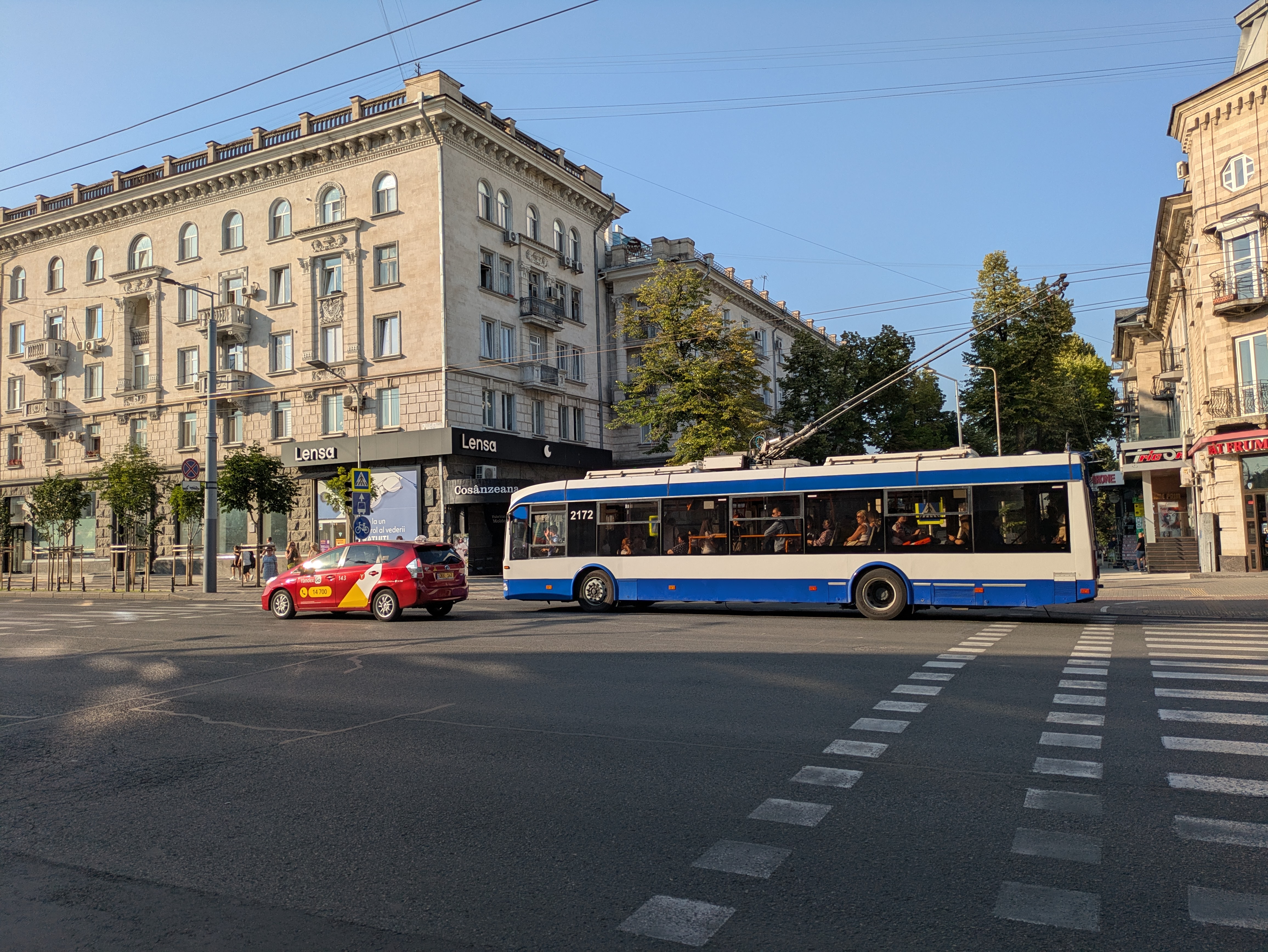 MD, Orasul Chişinău, Troleibuz, Yandex Taxi
