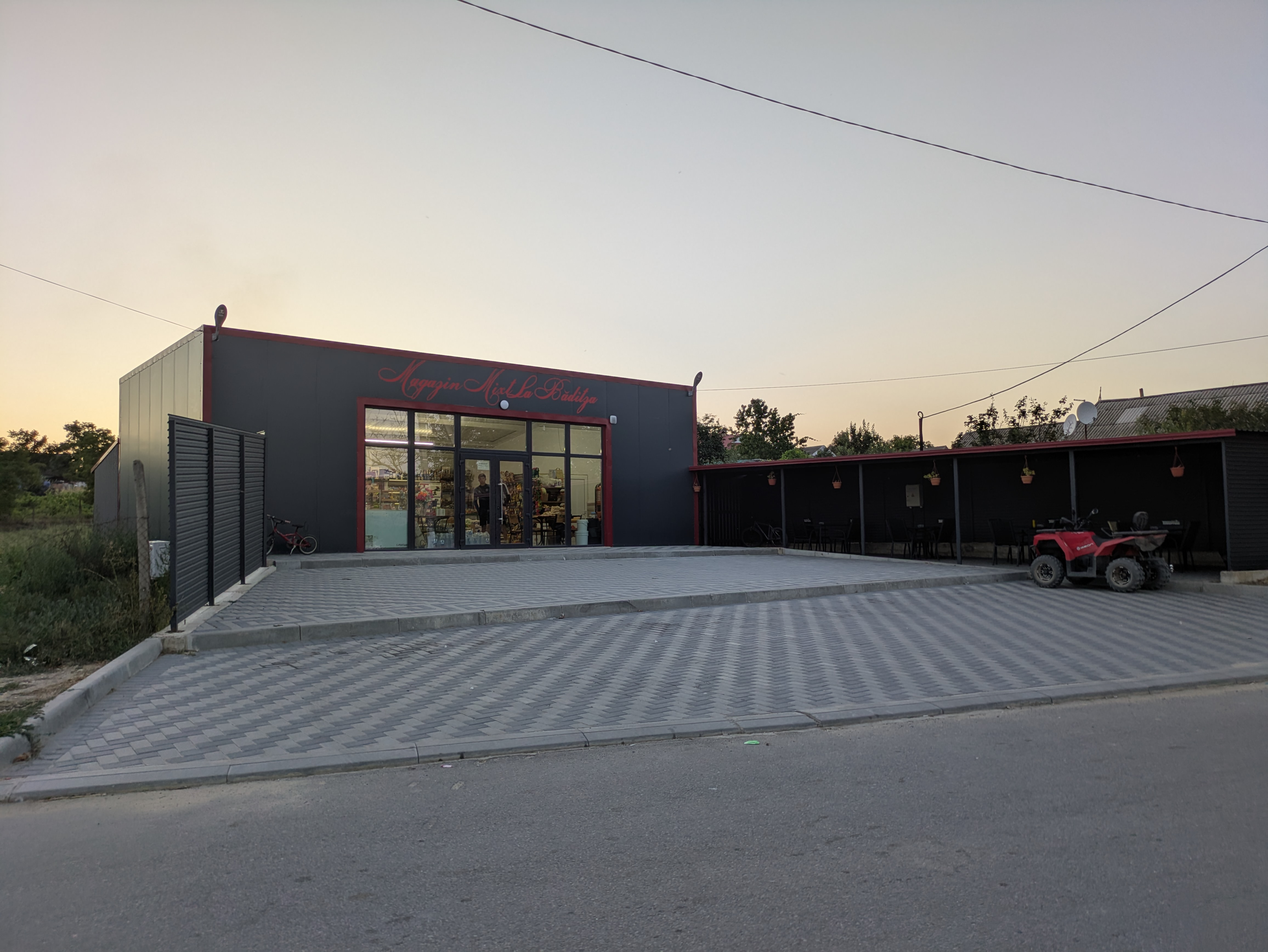 MD, Raionul Cahul, Satul Larga Nouă, Magazin Mixt la Baditza