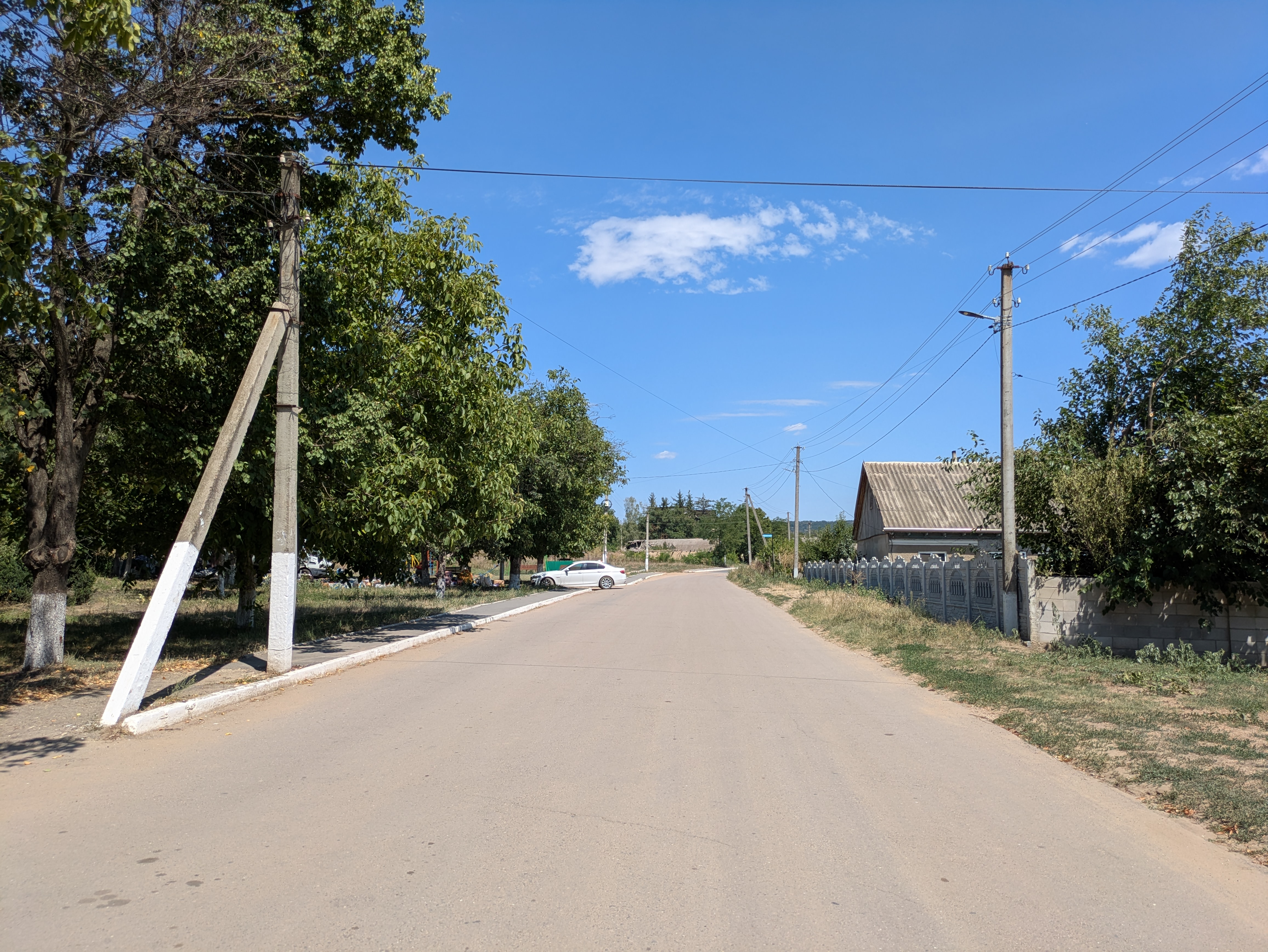 MD, Raionul Cahul, Satul Baurci-Moldoveni, Drumul Central