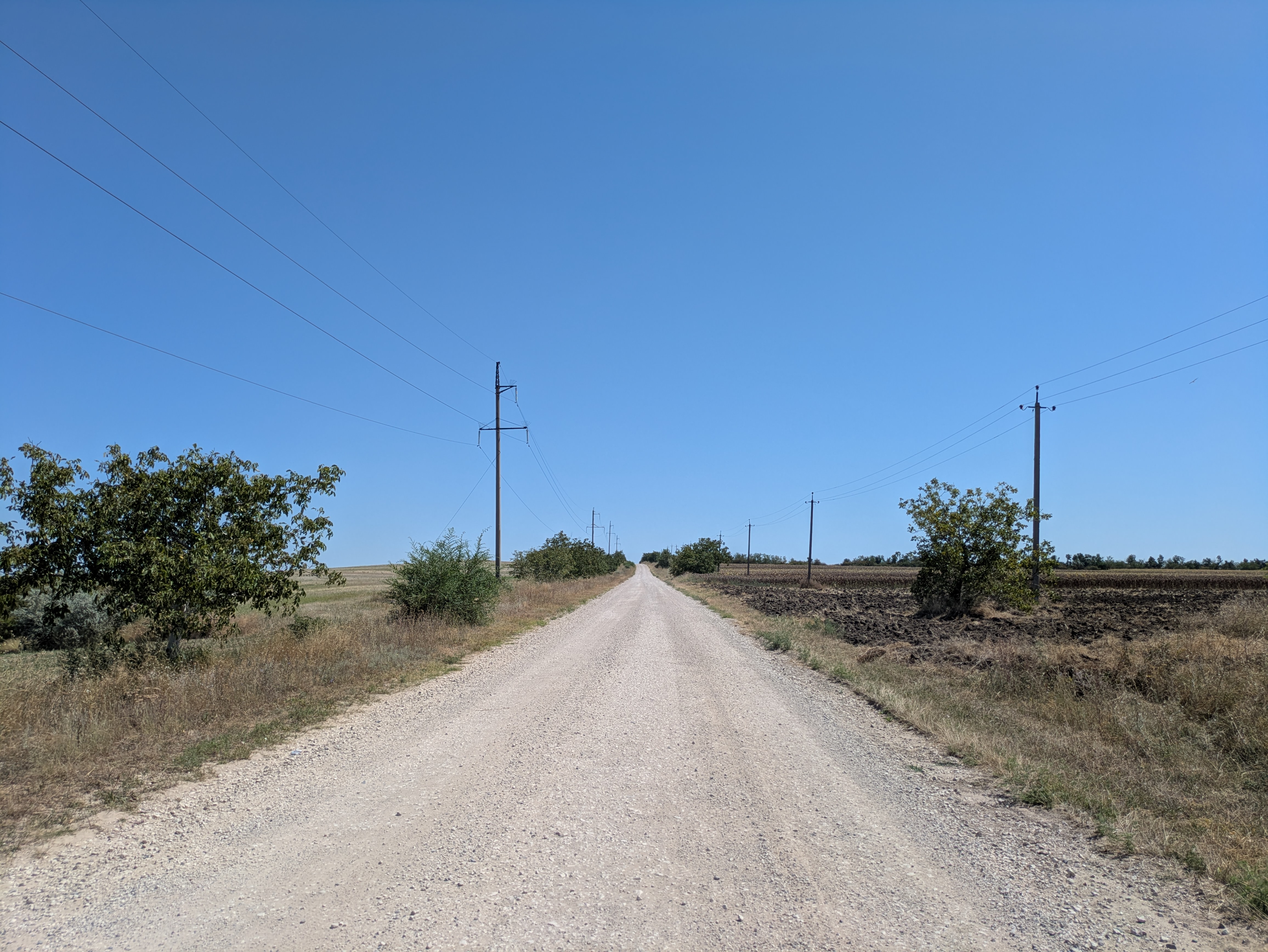 MD, Raionul Cantemir, Satul Constantineşti, Drumul Constantinești - Rumeanțev 