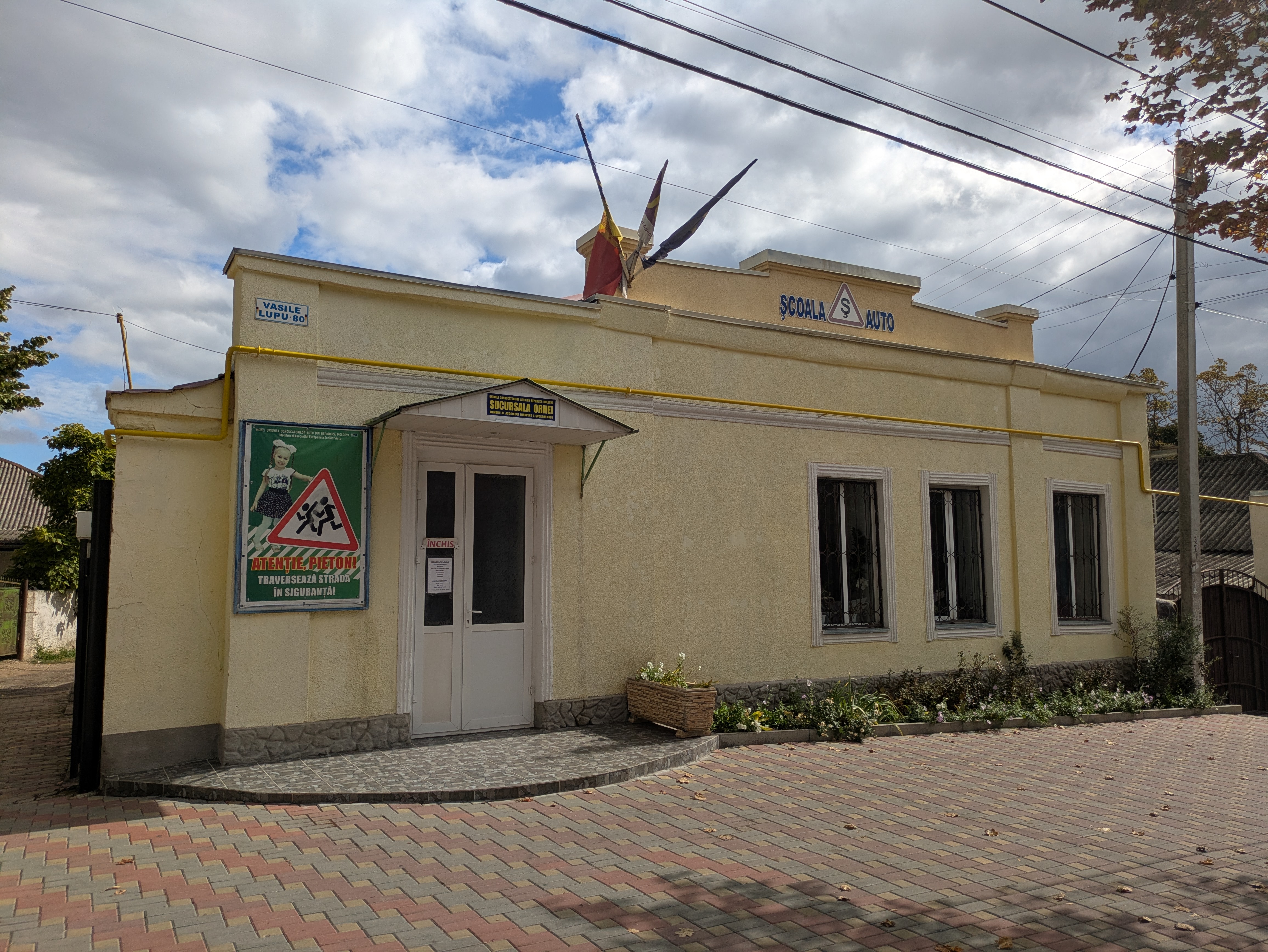 MD, Orasul Orhei, Școala auto