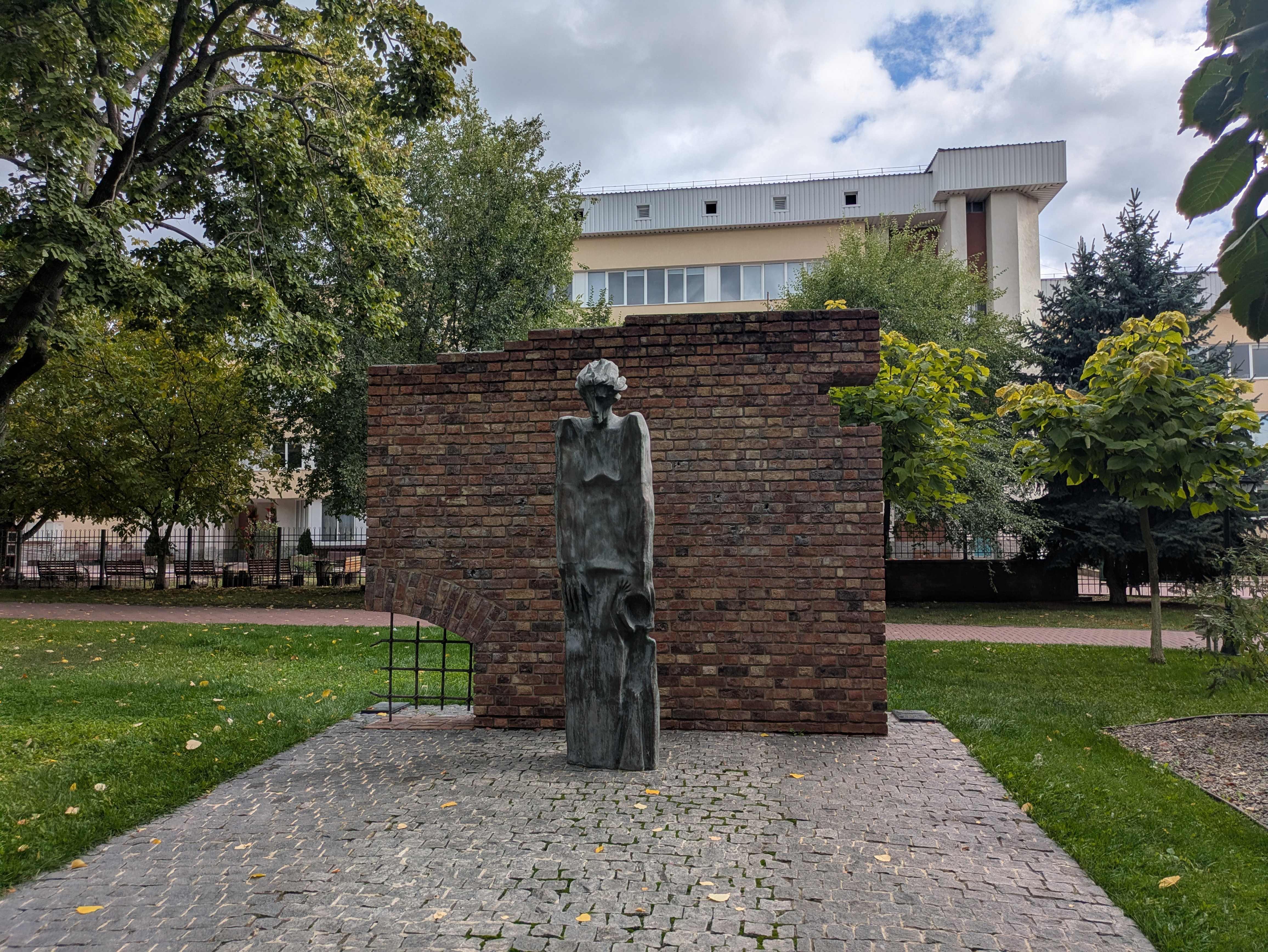 MD, Orasul Orhei, In memoria victimelor holocaustului 