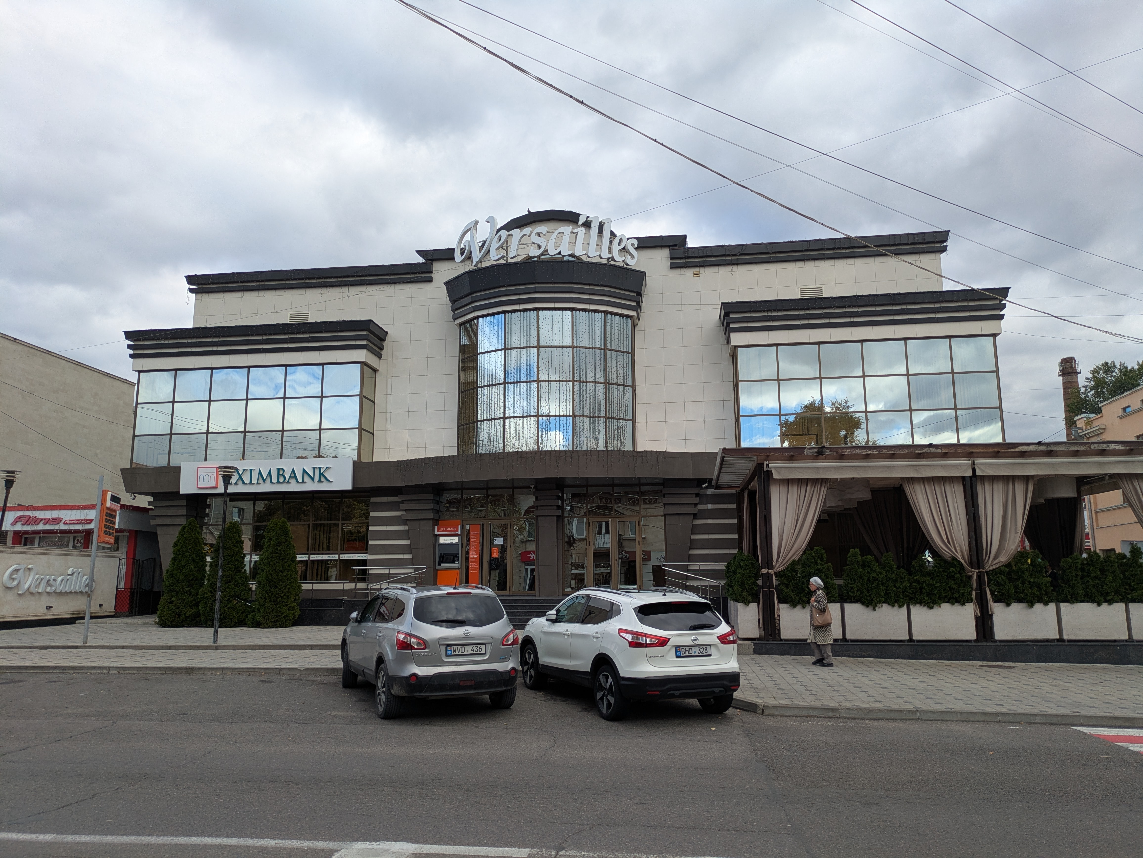 MD, Orasul Orhei, Restaurantul Versailles 