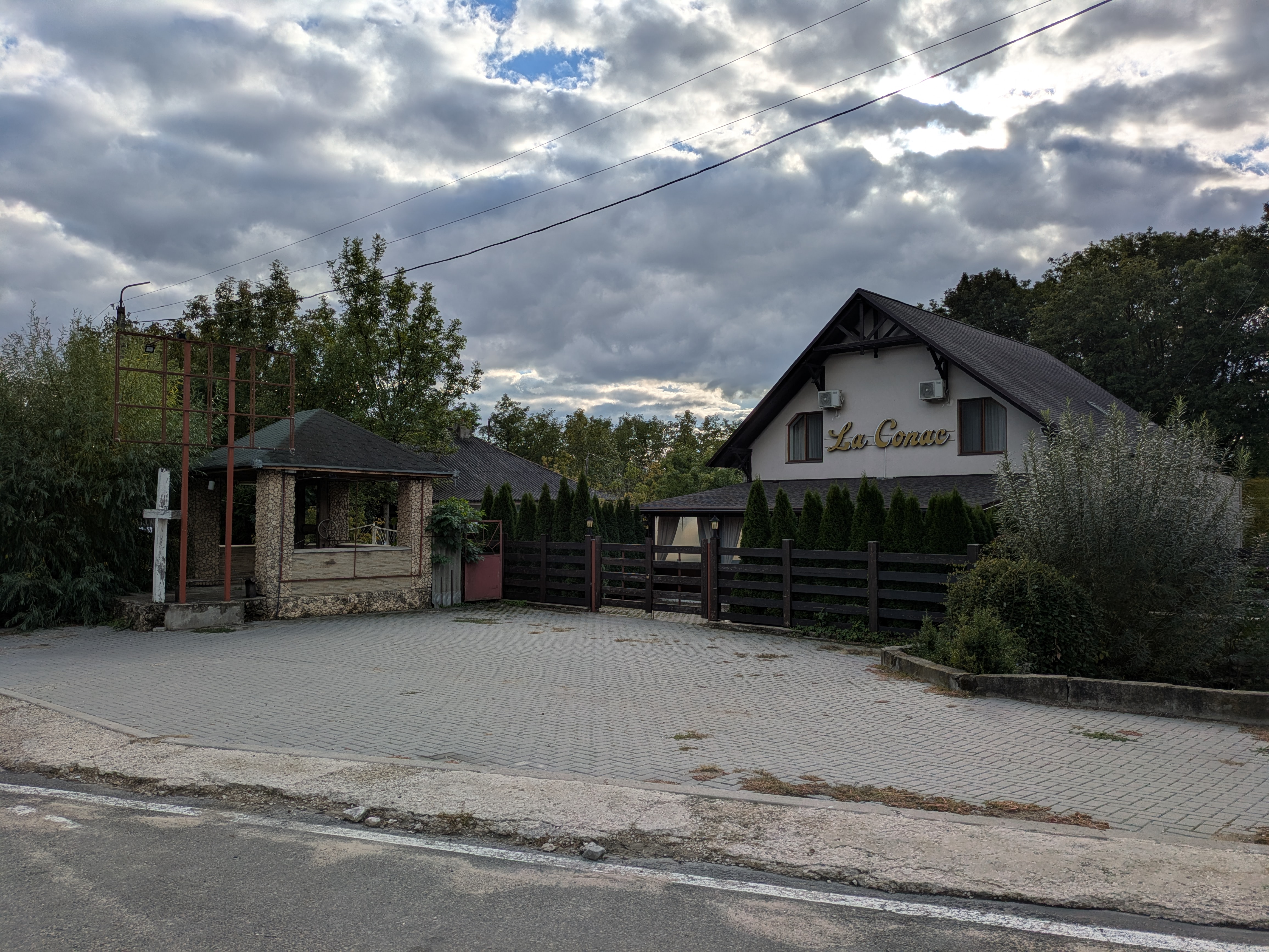 MD, Orasul Orhei, Restaurantul La Conac 