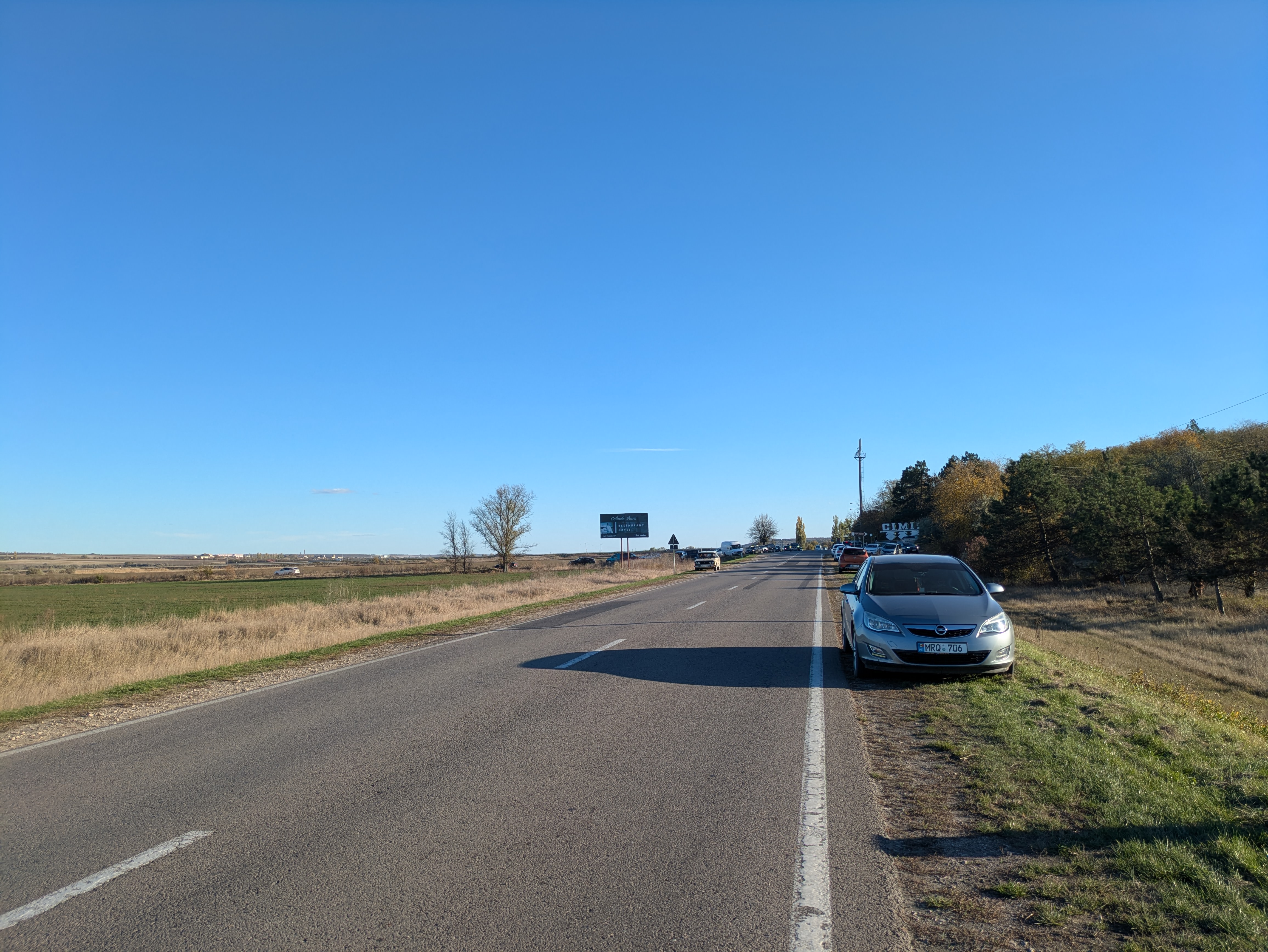 MD, Orasul Cimişlia, Drumul R3 la intrare in Cimislia 