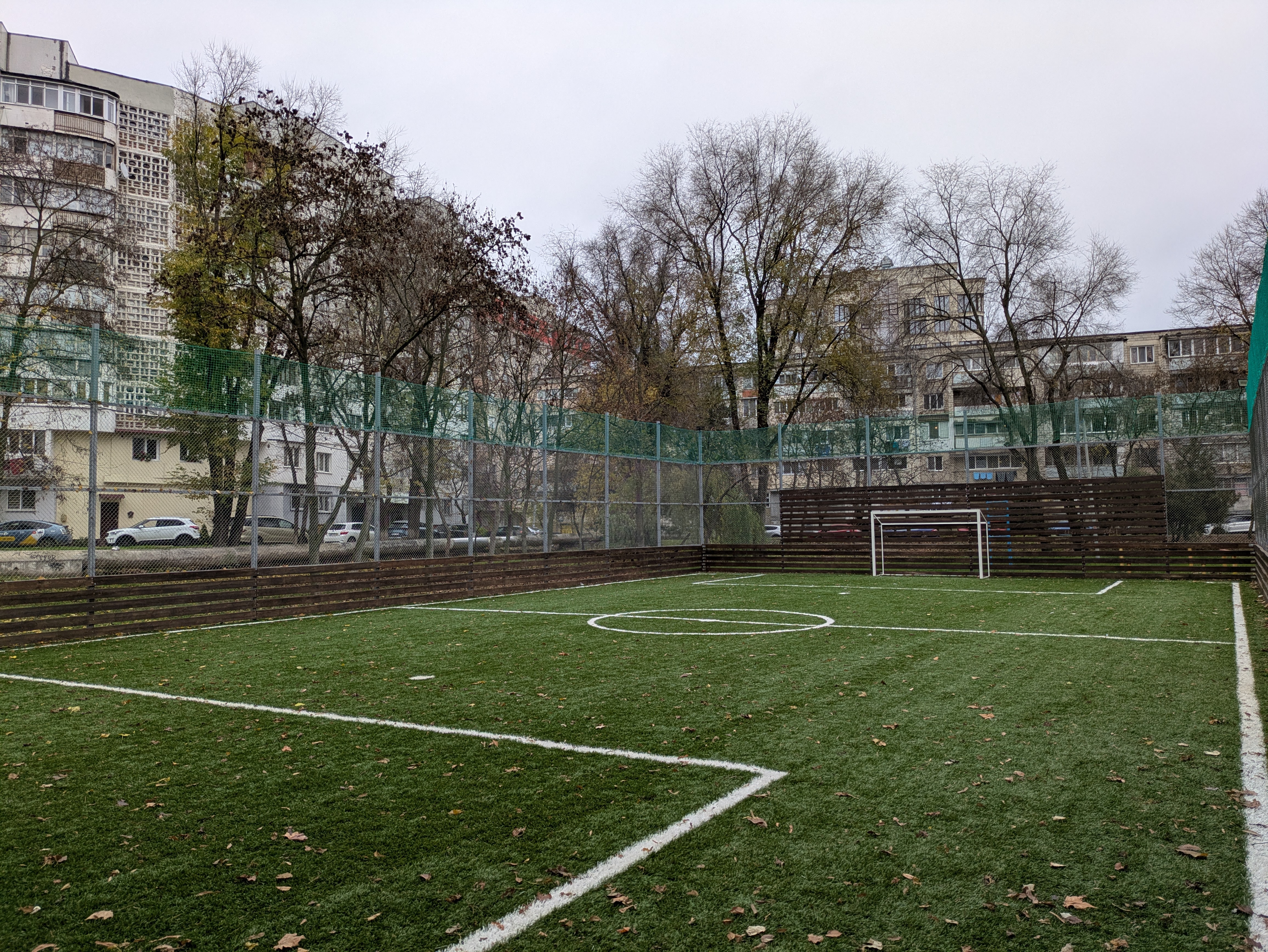 MD, Orasul Chisinau, Teren de fotbal Alunelul 