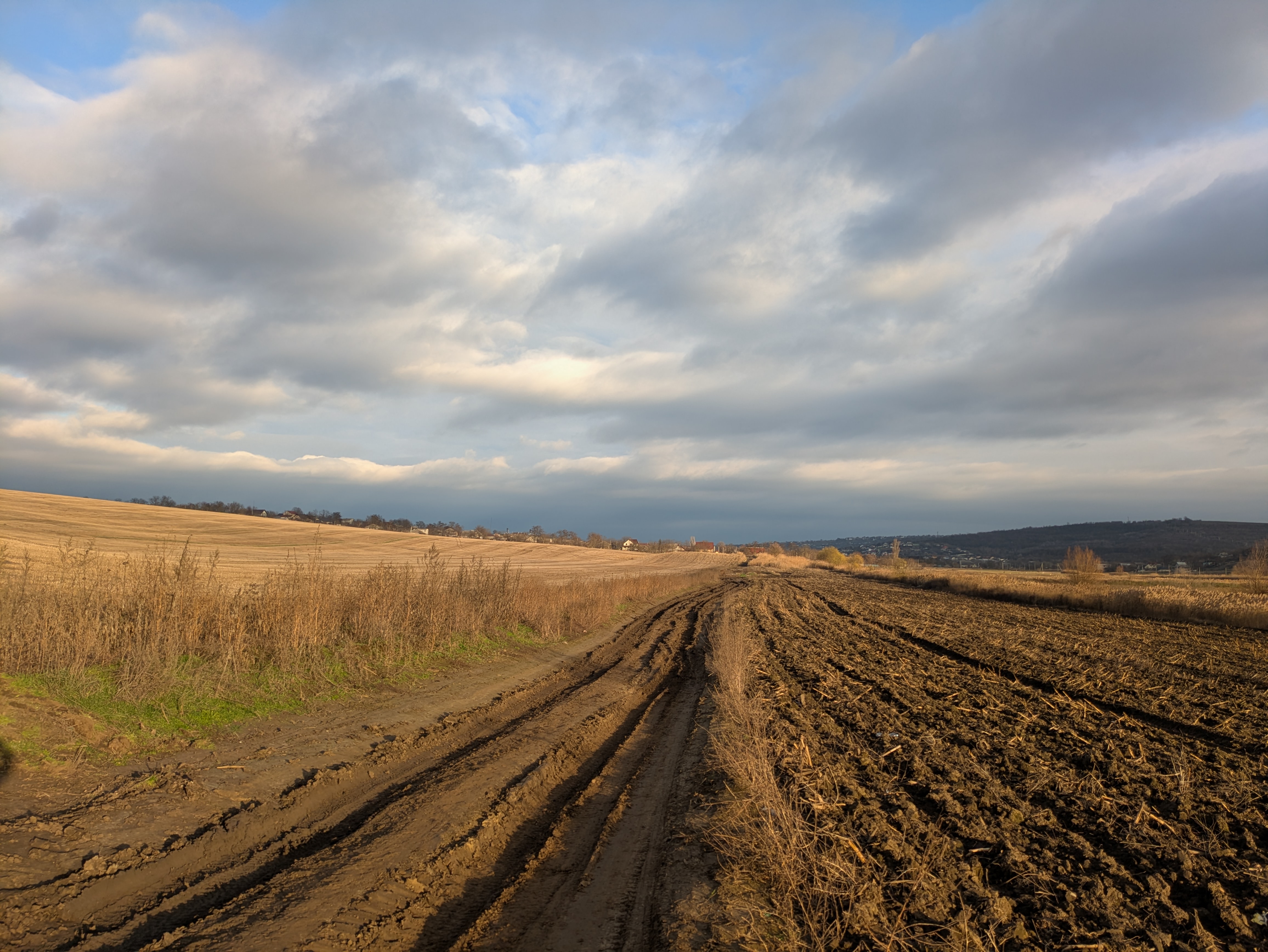 MD, Municipiul Chişinău, Satul Revaca, Drum de țară Bacioi - Revaca