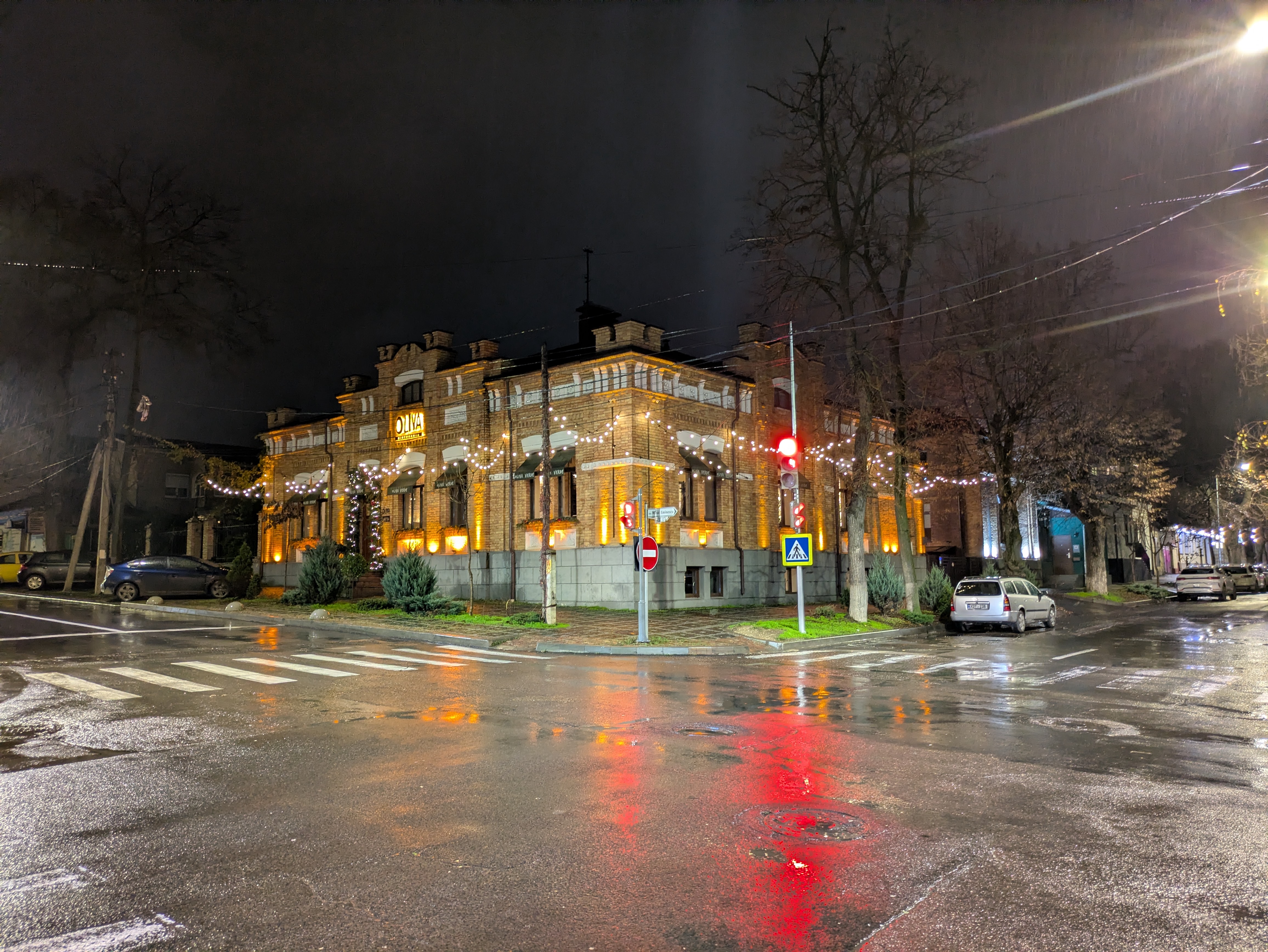 MD, Orasul Chişinău, Roșu la semafor 