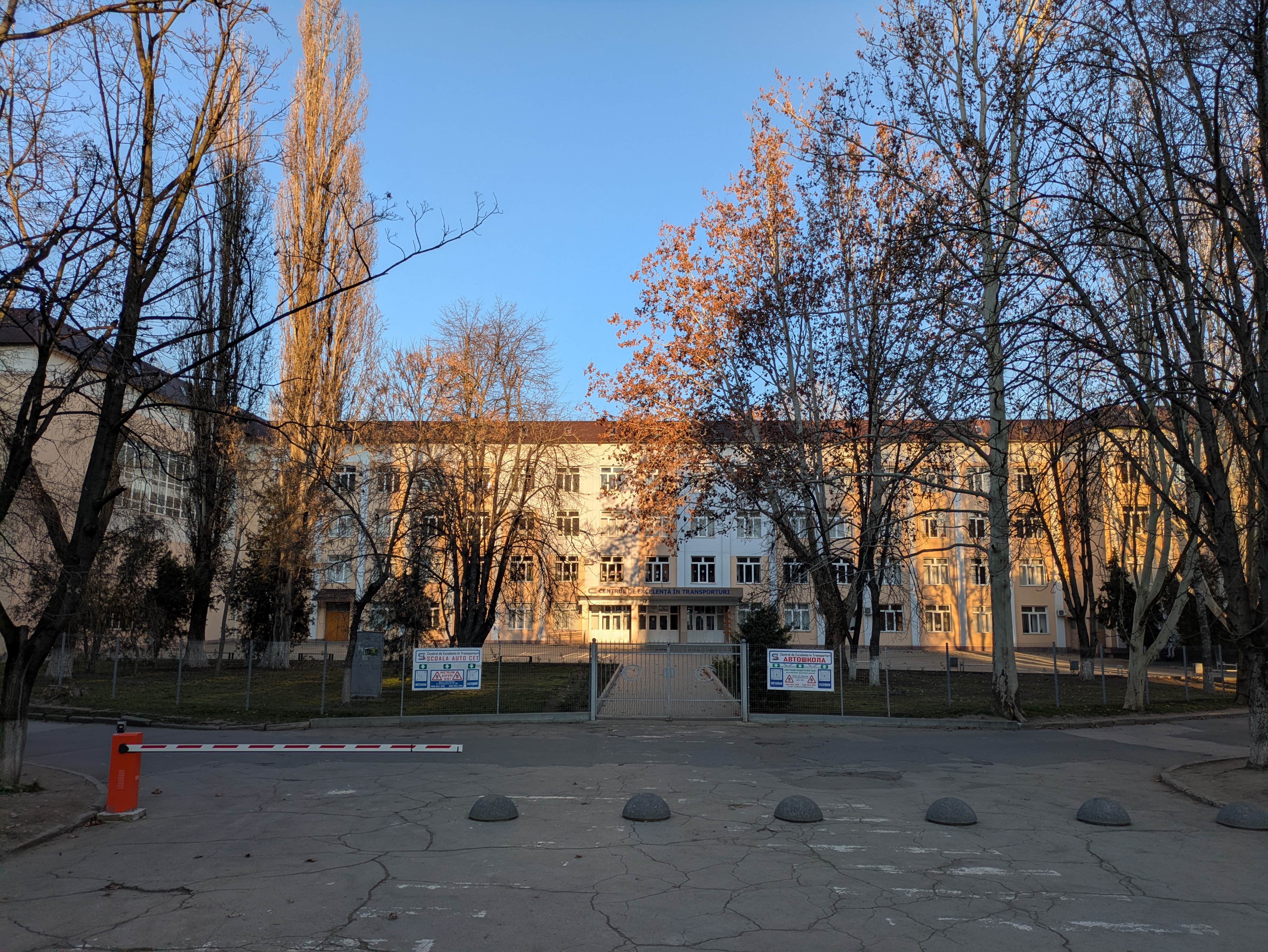 MD, Orasul Chişinău, Centrul de Excelenta in Transporturi