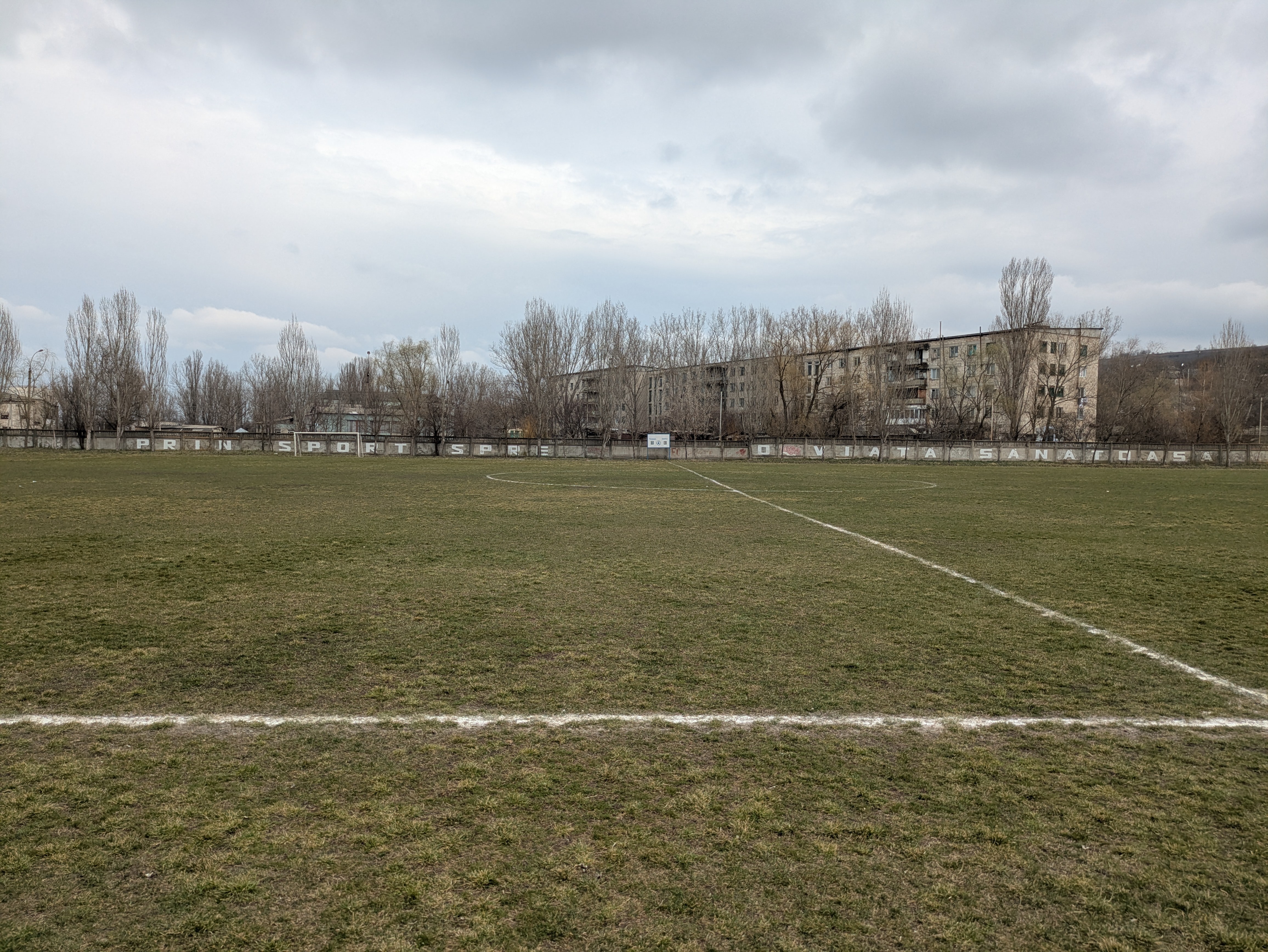 MD, Orasul Telenesti, Teren de fotbal Telenesti