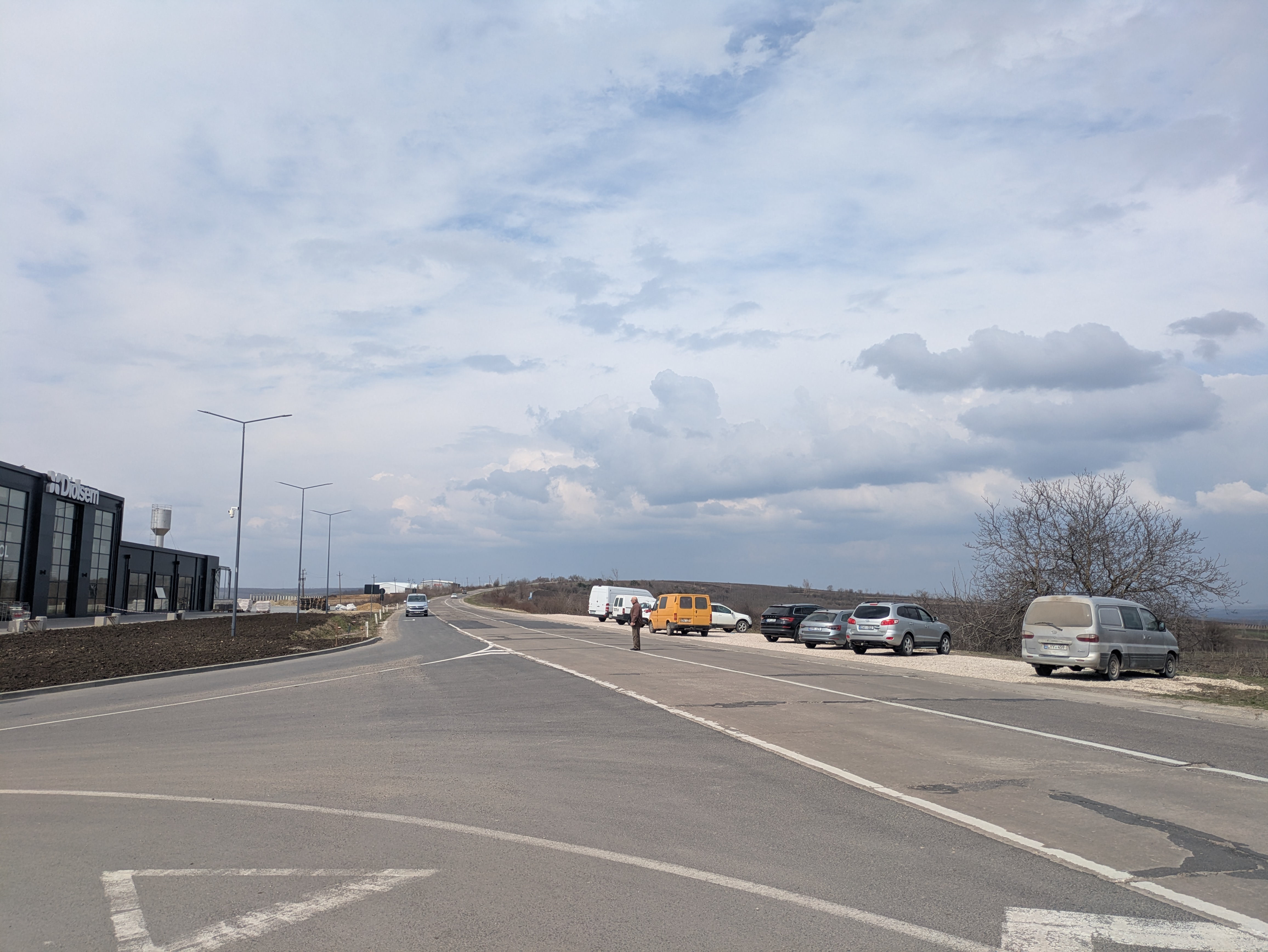 MD, Municipiul Chişinău, Satul Grătieşti, Diolsem, Parcare pe M14