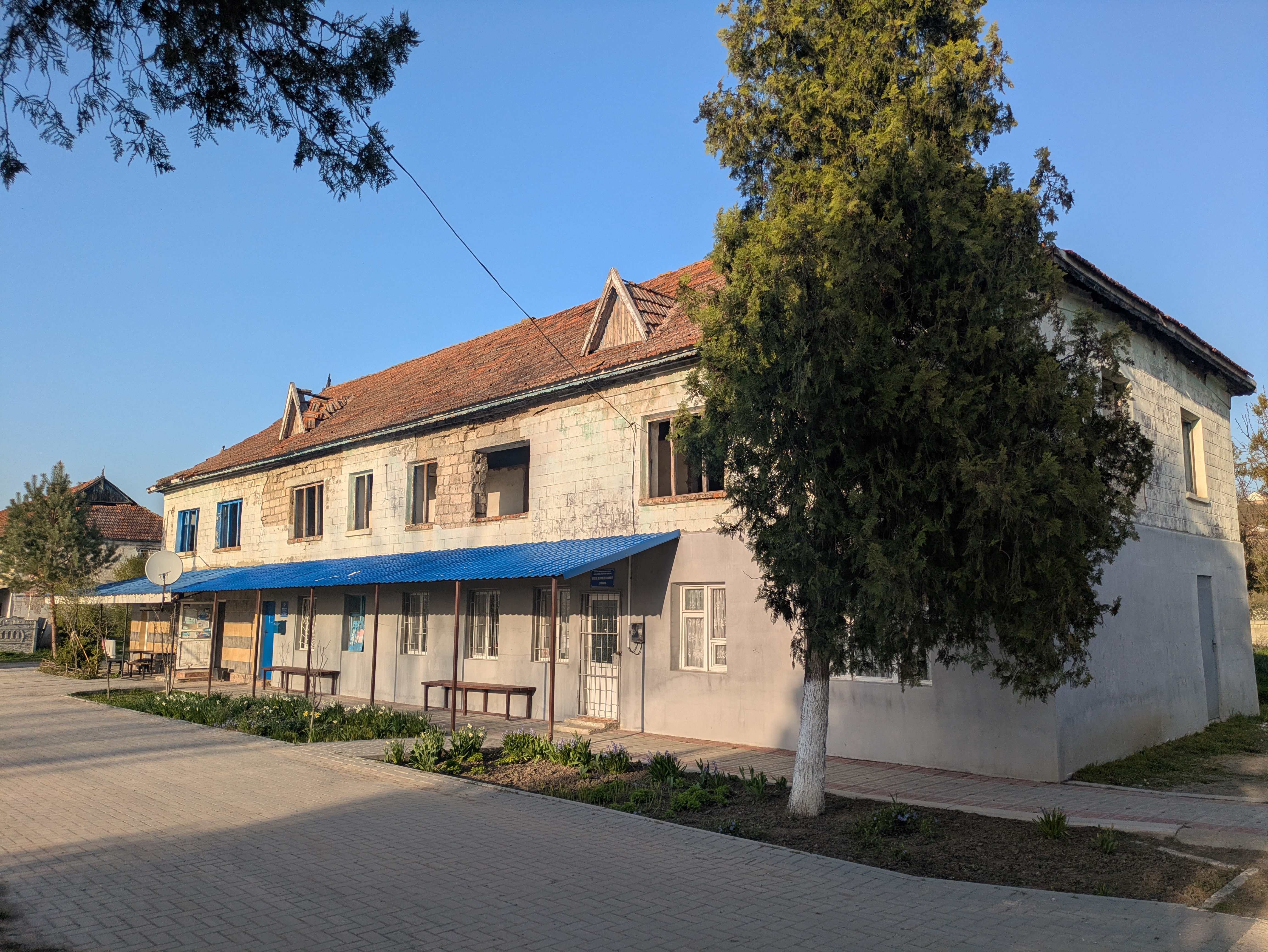 MD, Raionul Cantemir, Satul Ţiganca, Medicul de familie, Oficiul Postal