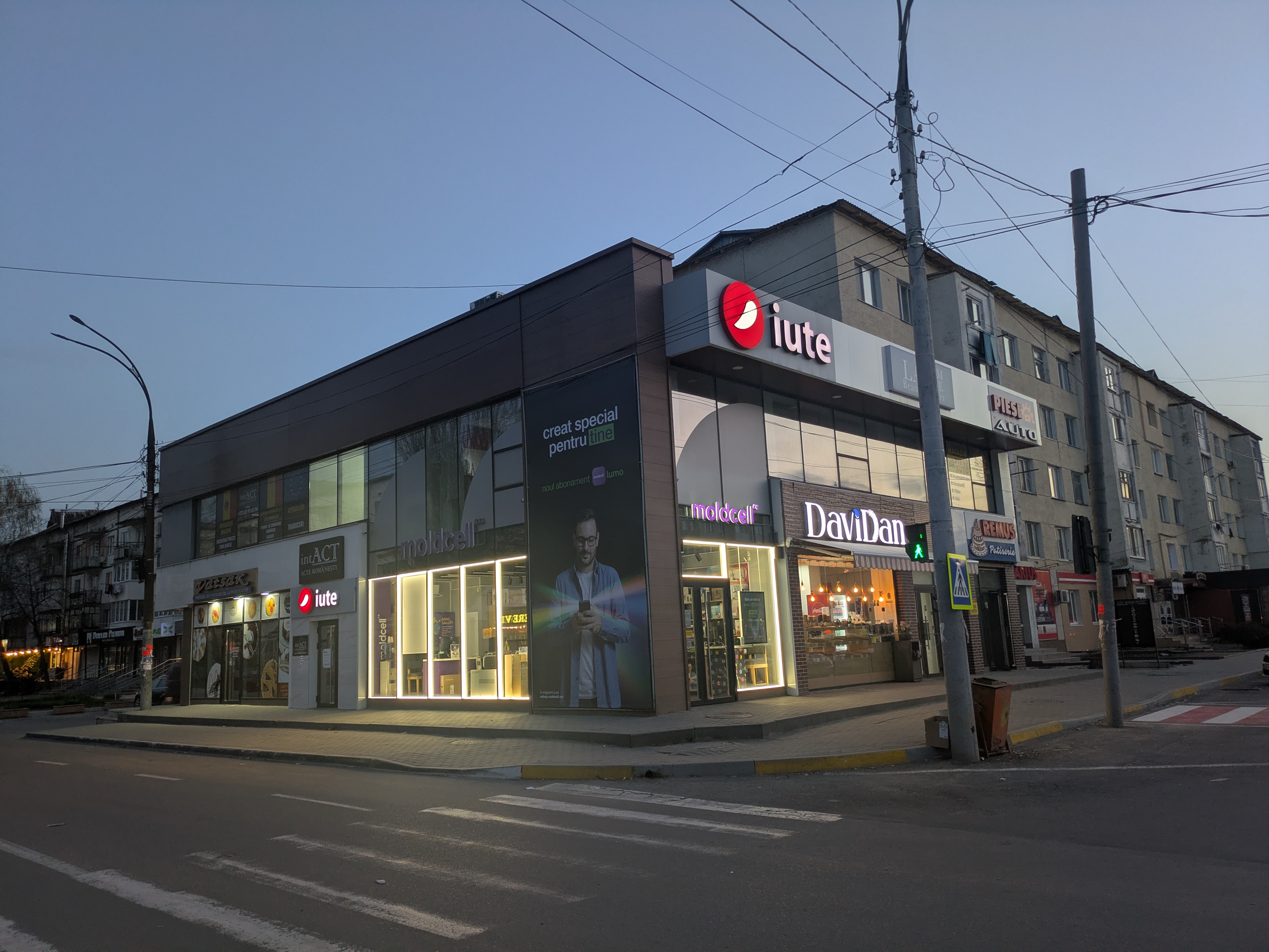 MD, Orasul Hincesti, Iute, Davidan, Moldcell