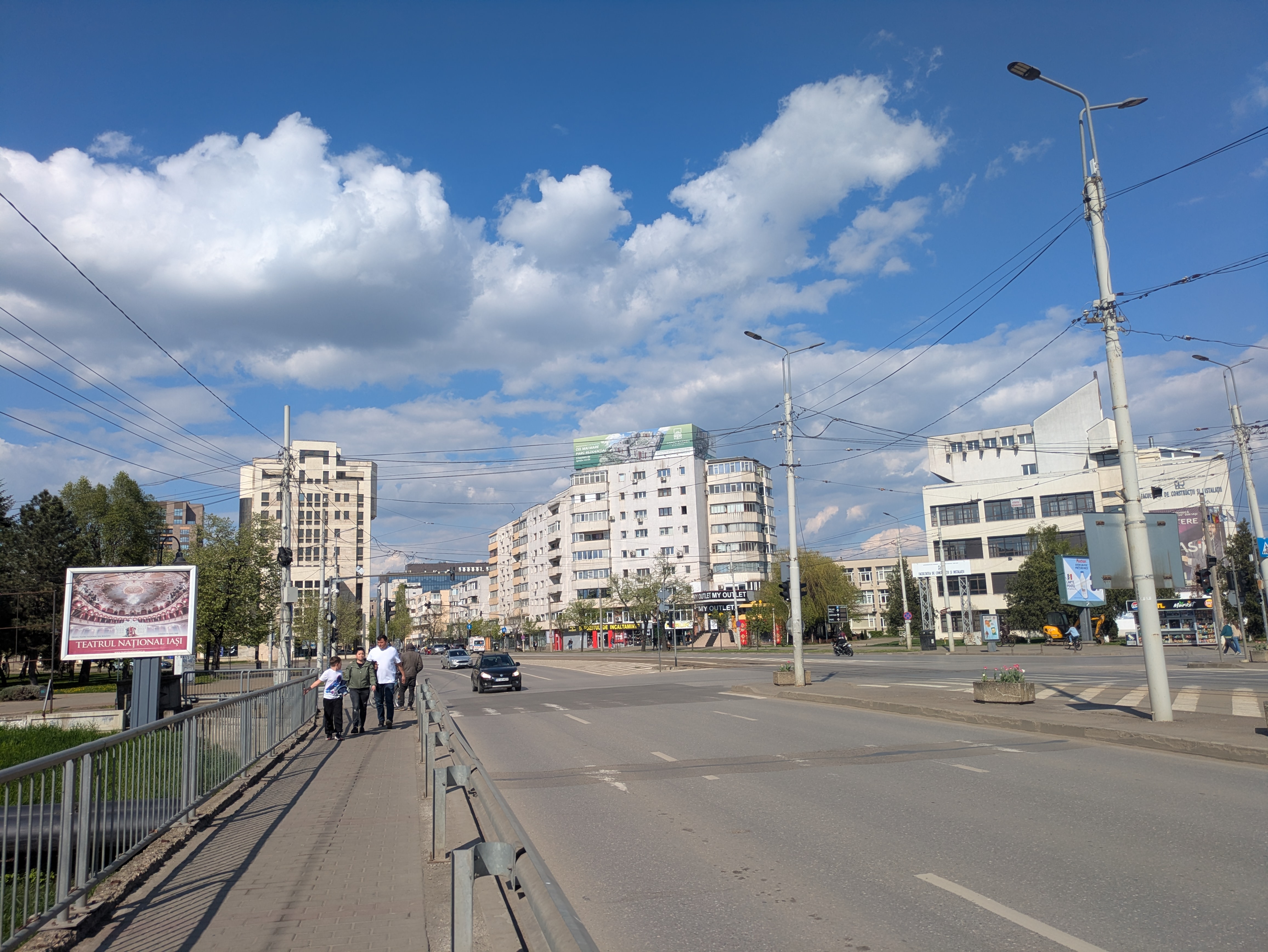 RO, Strada Sfantul Lazar, pod peste Riul Bahlui