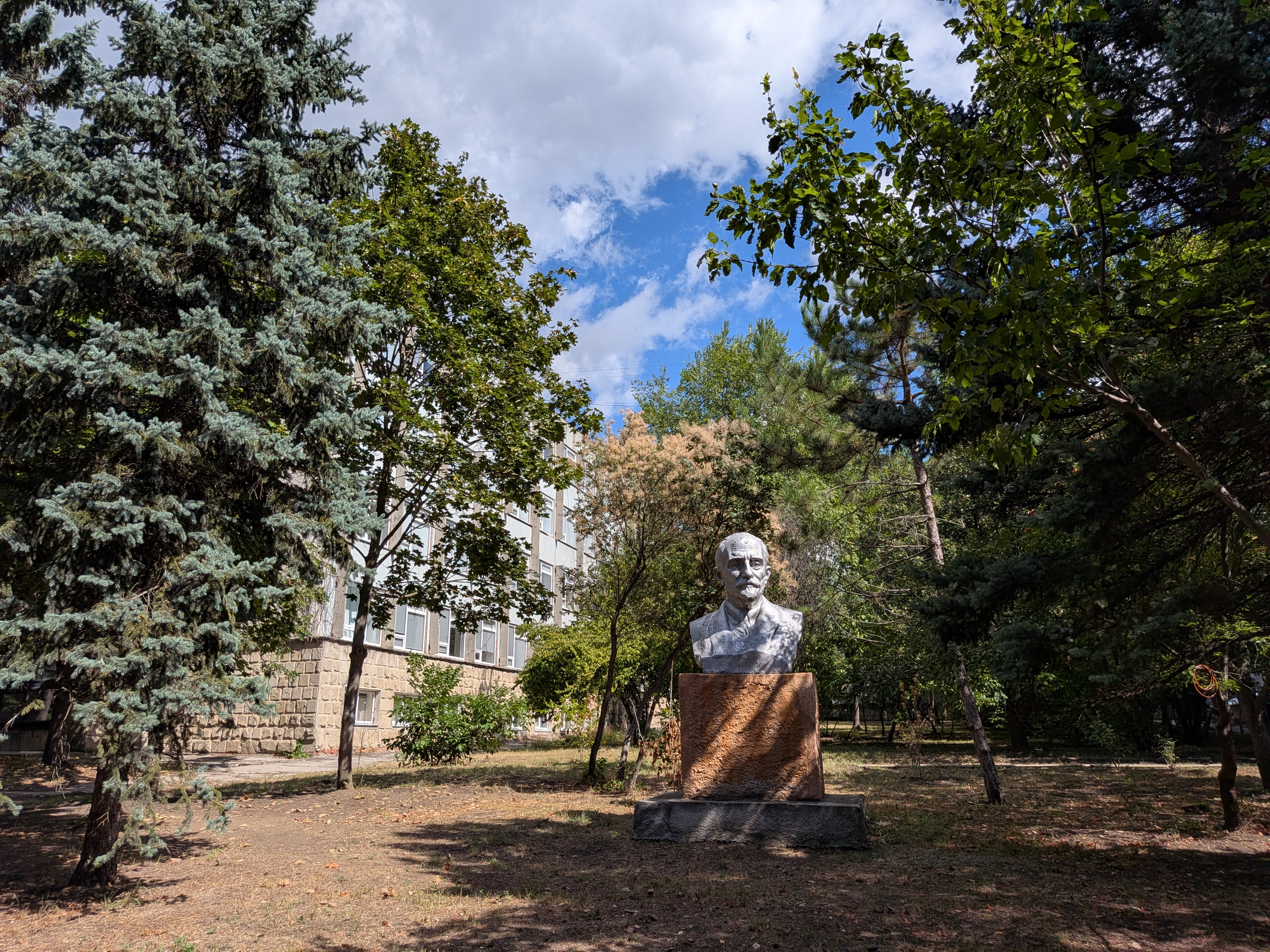 MD, Orasul Chisinau, Facultatea de Agronomie - Monument