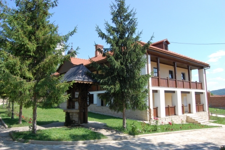 MD, Raionul Străşeni, Satul Căpriana, Mănăstirea Căpriana, Fîntîna