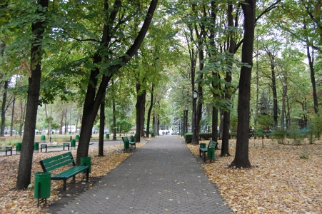 MD, Orasul Chisinau, Parcul central, Grădina Publică Ștefan cel Mare, Alee