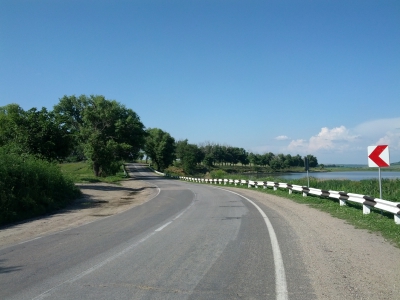 MD, Raionul Leova, Satul Sărata Nouă, Drumul R34 Leova - Hincesti