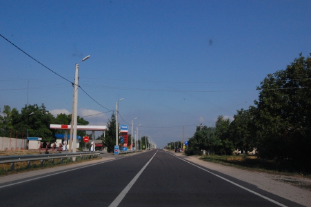 MD, Raionul Teleneşti, Satul Negureni, Drumul M2 prin sat, Statia de Alimentare TagoOil