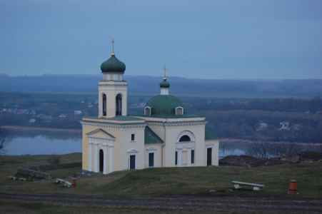 UA, Cetatea Hotin si Biserica Alexandru Nevski