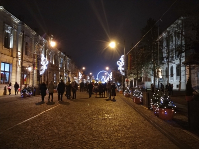 RO, Pietonala de Crăciun în Iași pe Bulevardul Ștefan cel Mare