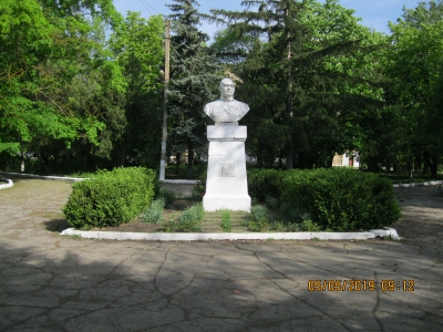 MD, Raionul Orhei, Satul Cucuruzenii de Sus, Monument lui Cotovskii