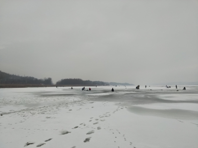 MD, Municipiul Chişinău, Orasul Vatra, Pescari pe gheață la lacul Ghidighici