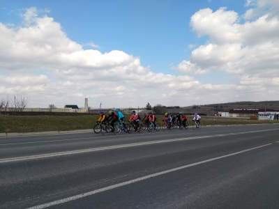 MD, Raionul Orhei, Satul Peresecina, Bicicliști pe traseul Orhei - Peresecina