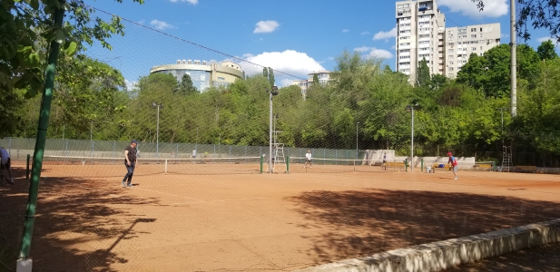 MD, Orasul Chişinău, Teren de tenis de cîmp la UTM