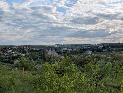 MD, Orasul Ialoveni, Vedere spre Drumul R3 Chișinău - Hîncesti 