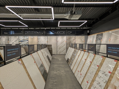 MD, Orasul Chisinau, Ceramall expoziție interioară 