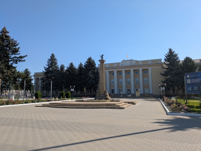 MD, Orasul Cahul, Universitatea Bogdan Petriceicu Hajdeu, Intrarea 