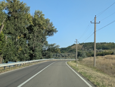 MD, District Ialoveni, Satul Costesti, Drumul L465 Pojareni - Costesti 