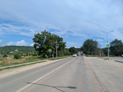 MD, District Hincesti, Satul Carpineni, Parcare la Linella