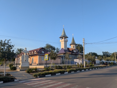 MD, Orasul Căuşeni, Biserica Sfintul Ioan Botezatorul