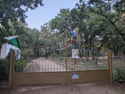 MD, Raionul Cahul, Satul Larga Veche, Tabara Copii Pentru Hristos, Poarta