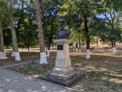 MD, Municipiul Chişinău, Orasul Cricova, Monument lui Mihai Viteazul in Cricova