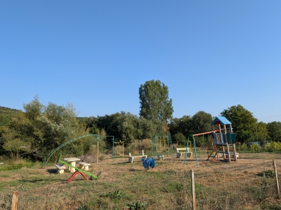 MD, District Straseni, Satul Negresti, Teren de joaca pentru copii din Negresti