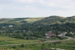 Vedere spre satul Draguseni, Biserica, Podul peste Cogilnic