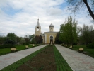 Biserica Sfintul Vasile, Alee noua construita