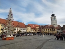 Pomul de Craciun in Piata Mica din Sibiu