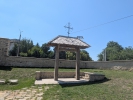 Bisericii semi îngropata, Scaun
